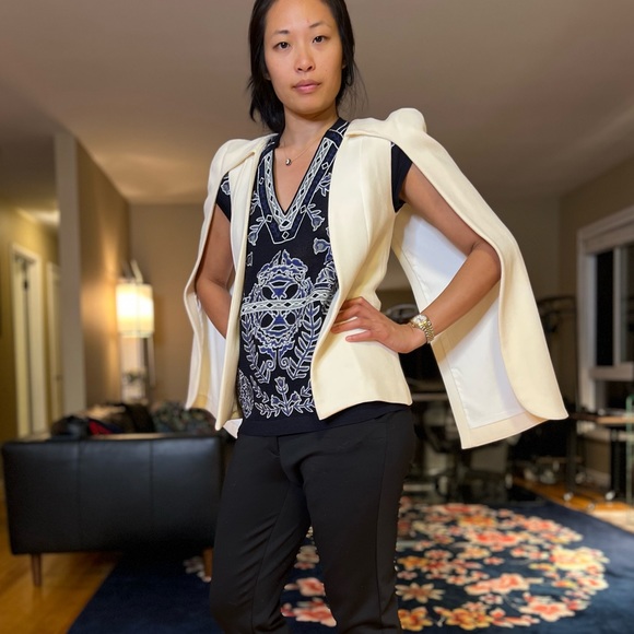 Alexis white boss lady cape jacket 100% wool - Picture 2 of 8